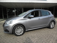 Peugeot 208 - 1.2 PureTech Signature Automaat