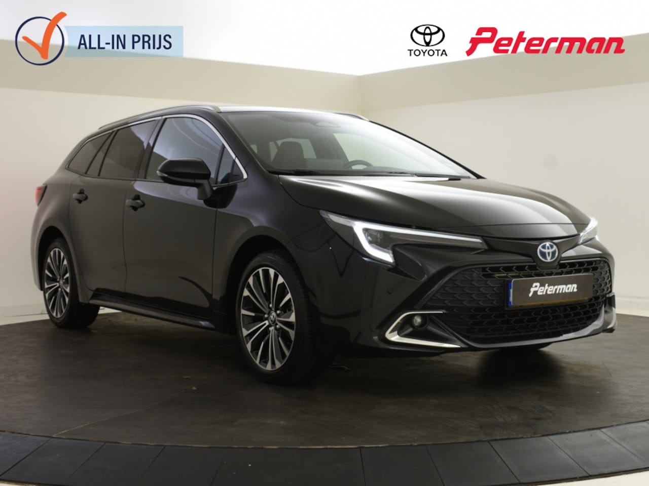 Toyota Corolla Touring Sports - 1.8 Hybrid First Edition | Parkeersensoren V+A | Stoelverwarming - AutoWereld.nl