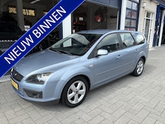 Ford Focus Wagon - 1.6-16V Futura AIRCO/CRUISE/LM VELGEN