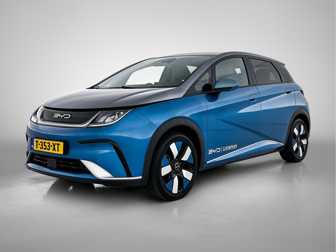 BYD Dolphin - Design 60.4 kWh | Panorama Dak | 17" LMV | 360* camera | 3-Fase | - AutoWereld.nl