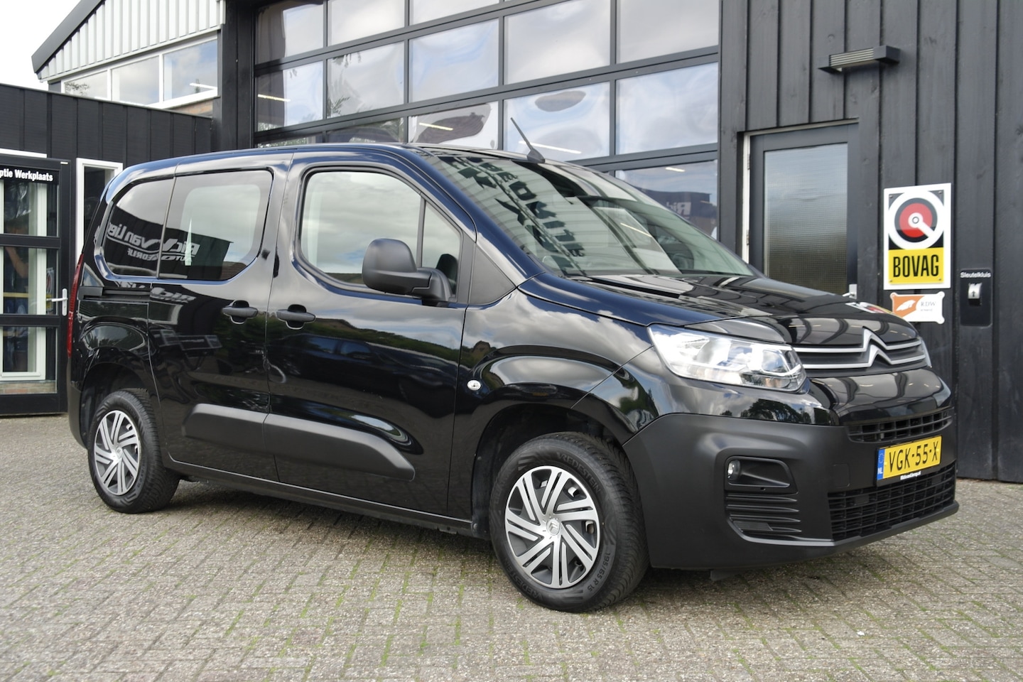 Citroën Berlingo - 1.5 BlueHDI Club | NL-Auto | Carplay | Cruise | Airco - AutoWereld.nl