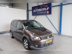 Volkswagen Touran Cross - 1.4 TSI 7p. > LEES ADVERTENTIE <