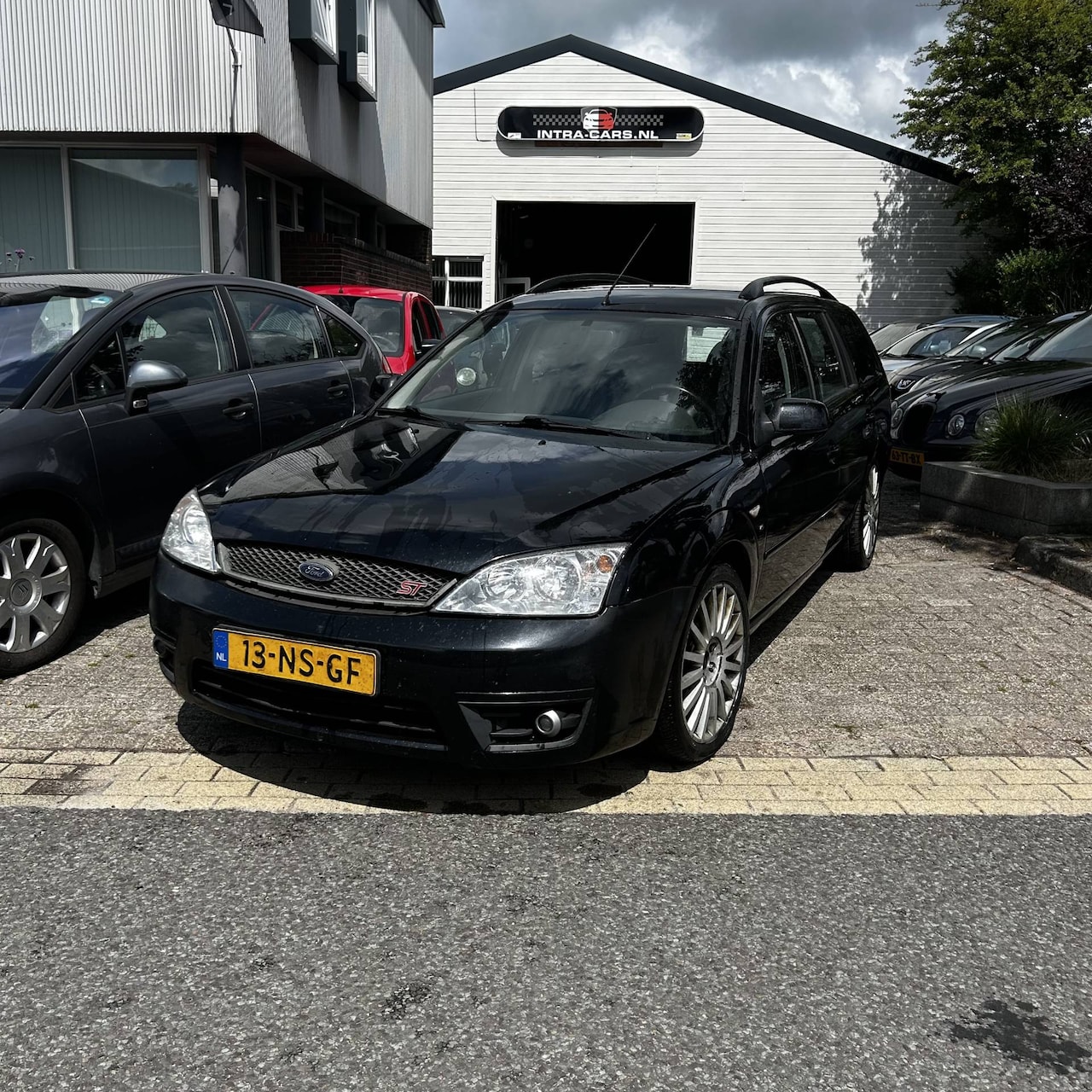 Ford Mondeo Wagon - 2.5 V6 Sport Goed rijdende Ford Mondeo met o.a Airco, Cruise, Elektr pakket enz enz. Apk t - AutoWereld.nl
