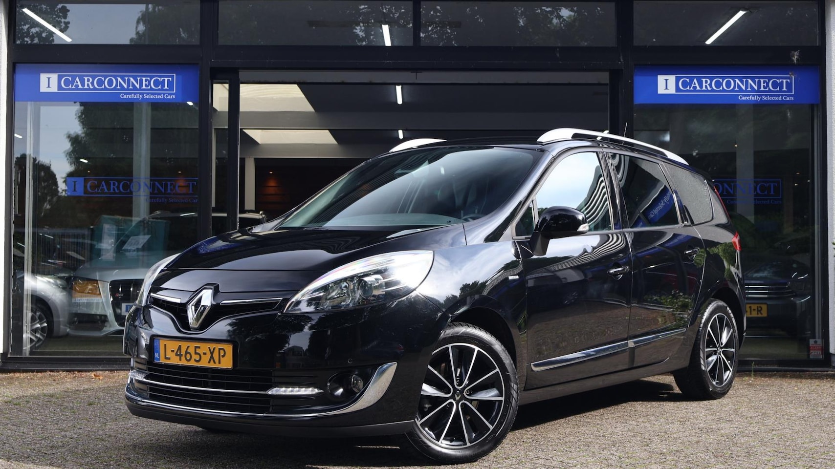 Renault Grand Scénic - 1.2 TCe Bose 7p.|Camera|Keyless|Stoel.v|Navi|Cruise|Clima - AutoWereld.nl