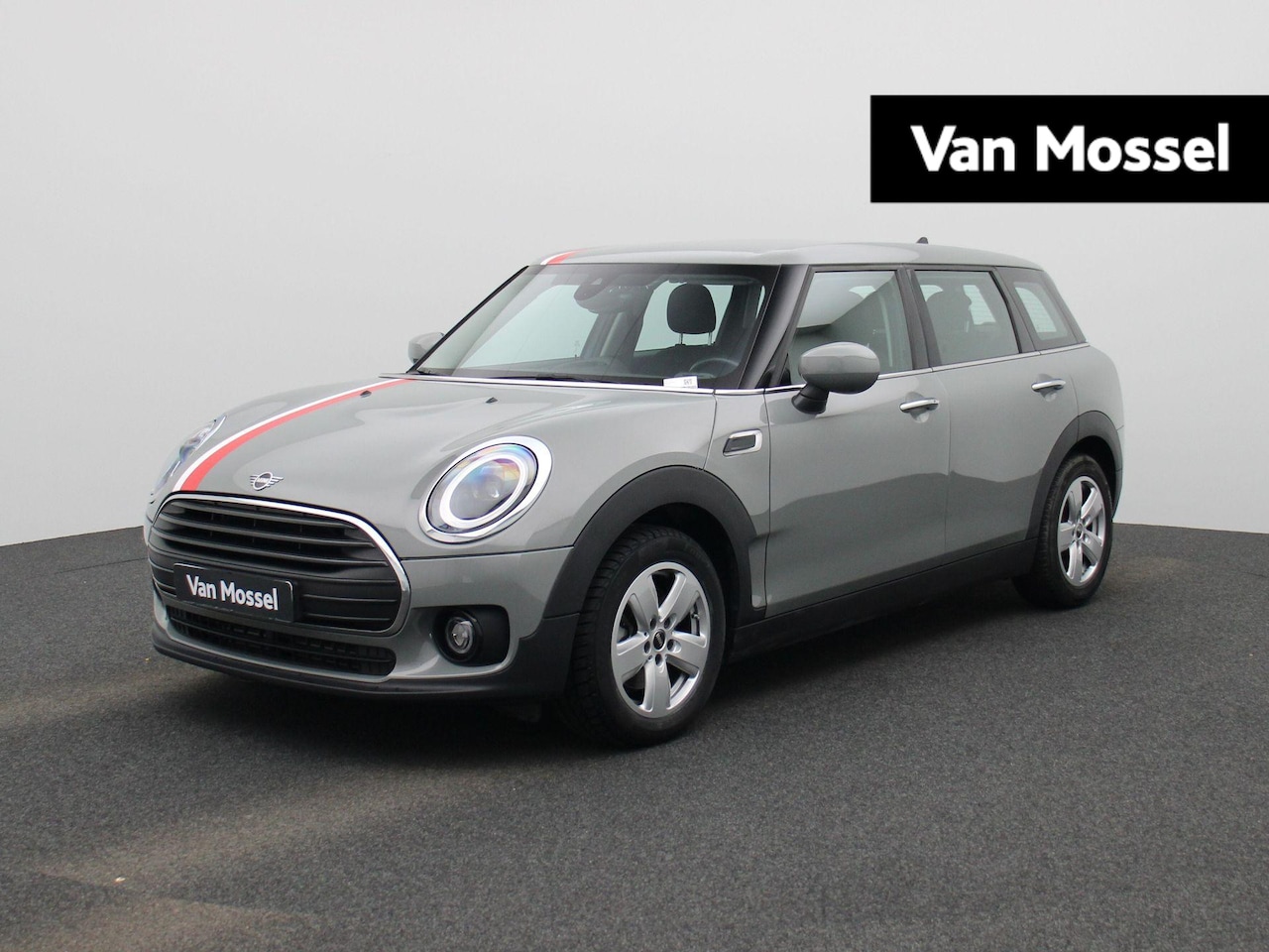 MINI Clubman - Mini 1.5 Cooper Essential | Apple Carplay / Android Auto | Achteruitrij Camera | Cruise Co - AutoWereld.nl
