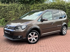 Volkswagen Touran Cross - 1.4 TSI 140PK 7-Persoons 1-ste Eigenaar