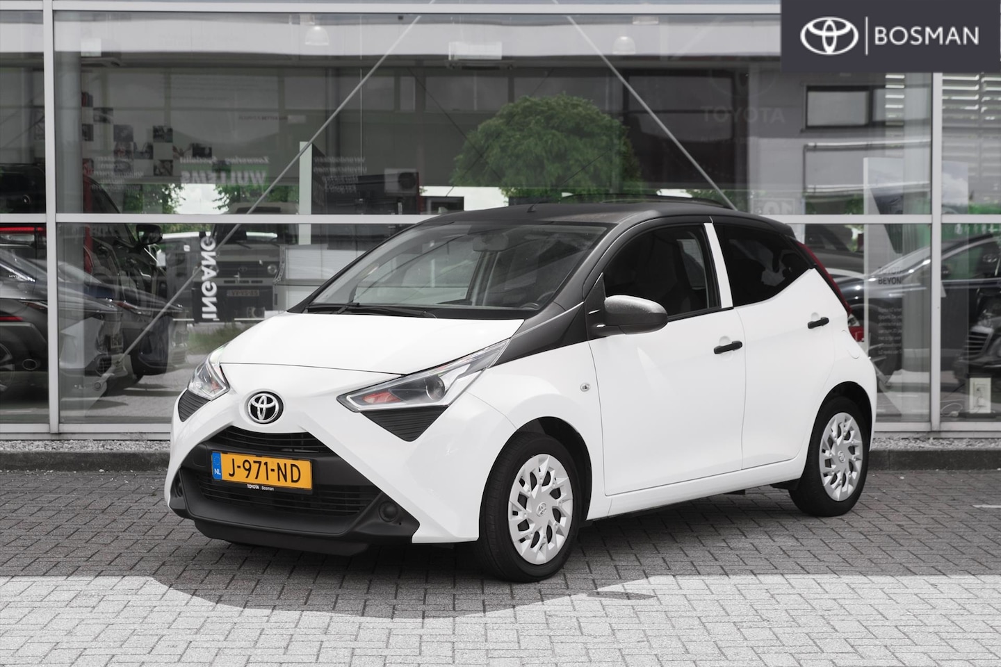 Toyota Aygo - 1.0 VVT-i 72pk 5D x-fun - AutoWereld.nl