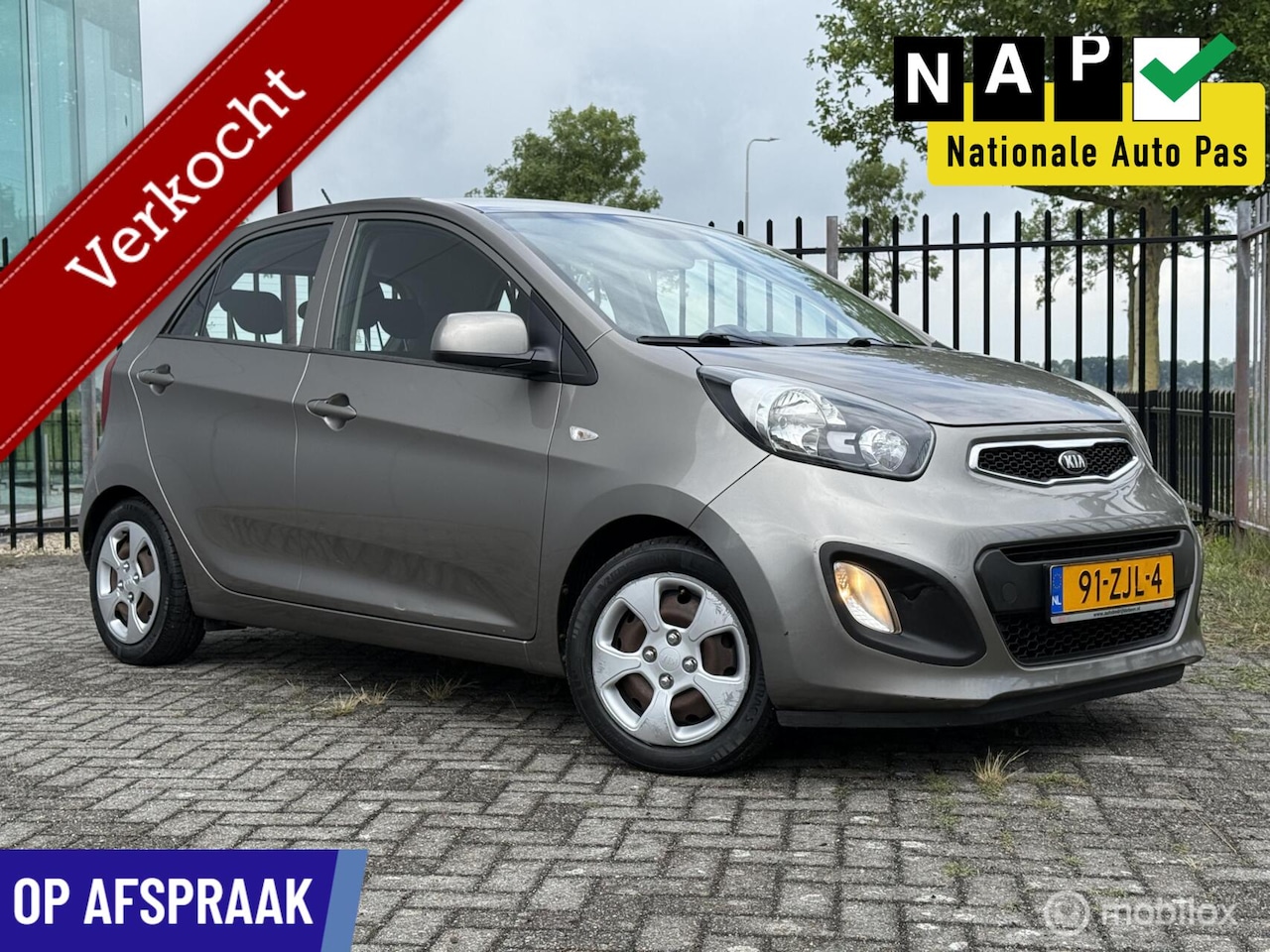 Kia Picanto - 1.0 CVVT Comfort Pack | Airco - AutoWereld.nl
