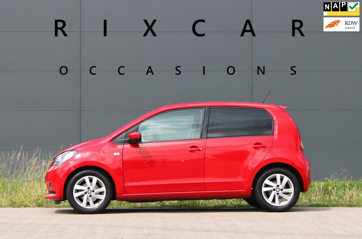 SEAT Mii - 1.0 Sport Connect Allseason Navi Cruise SeatSound !!NIEUWBINNEN!! - AutoWereld.nl