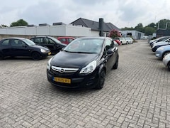 Opel Corsa - 1.2 EcoFlex Selection // Airco