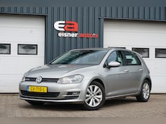 Volkswagen Golf - 1.0 TSI Comfortline | CAMERA | TREKHAAK | CLIMA | PDC V+A |