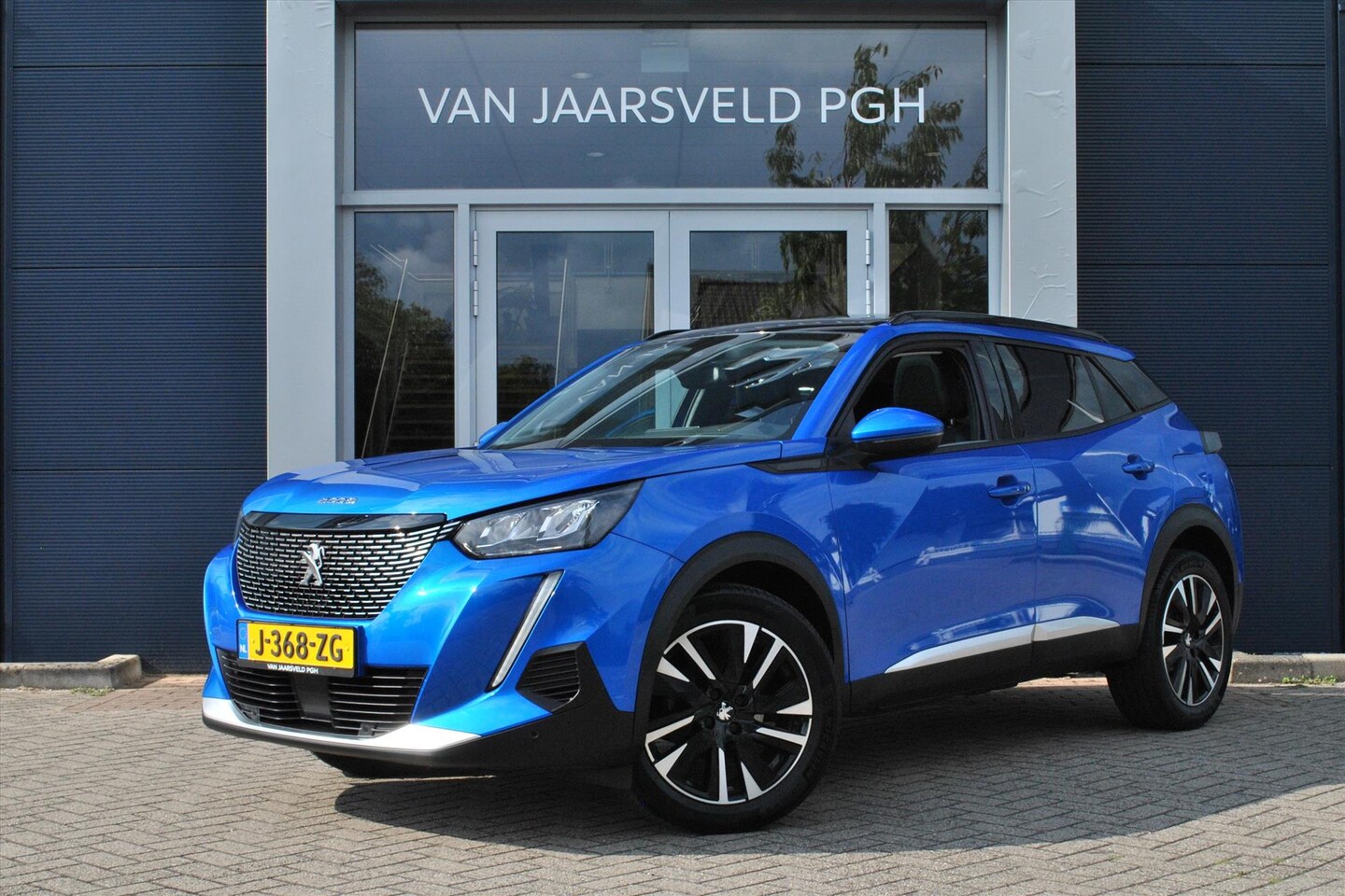 Peugeot 2008 - Allure 1.2 Puretech 130pk - AutoWereld.nl