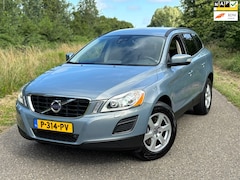 Volvo XC60 - 2.0T Summum Aut/Cruise/Camera/Pdc