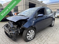 Toyota Yaris - 1.3 VVTi Sol