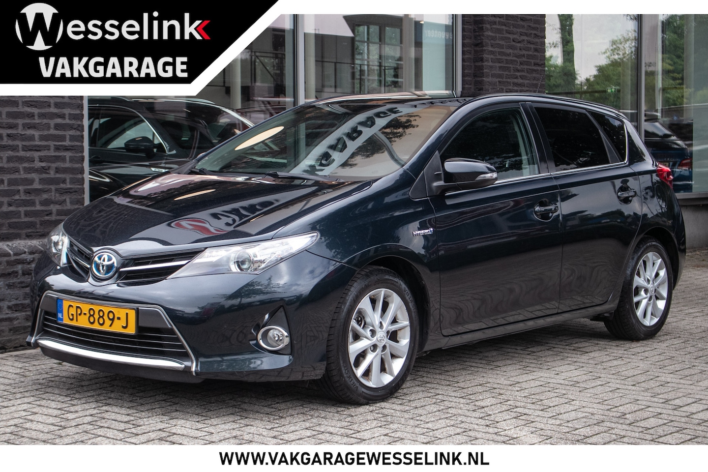 Toyota Auris - 1.8 Hybrid Lease All-in rijklrprs | trekhaak - AutoWereld.nl