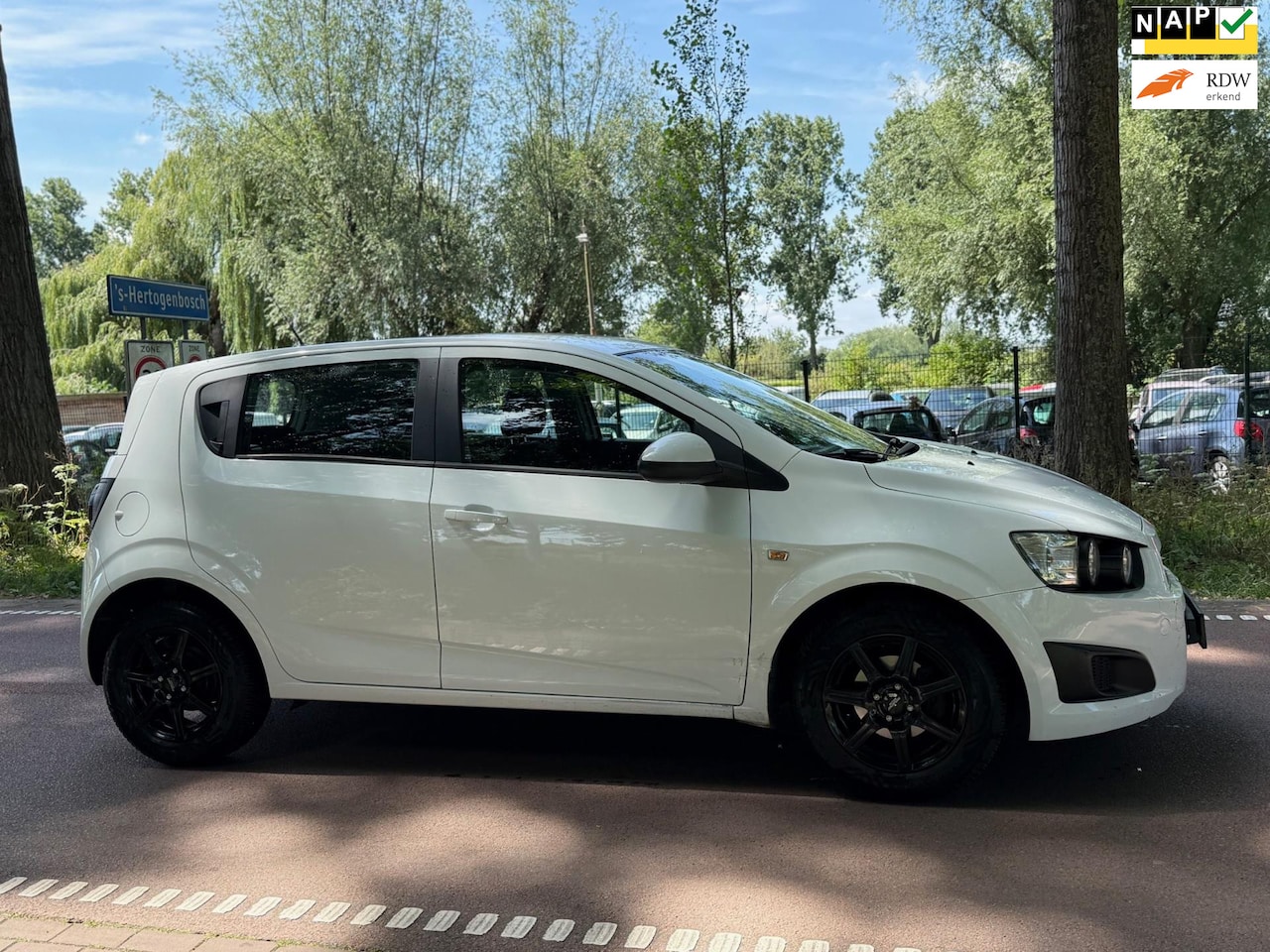 Chevrolet Aveo - 1.2 LS AIRCO!5DEURS!APK2026!KOOPJE! - AutoWereld.nl