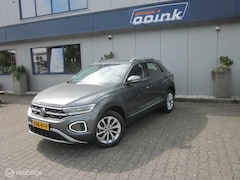 Volkswagen T-Roc - 1.5 TSI Life Business Automaat Trekhaak