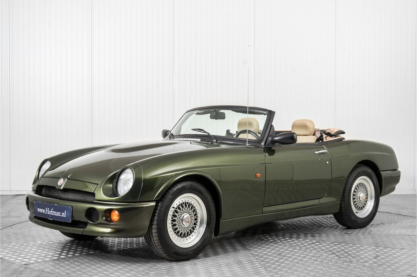 MG RV8 - 4.0 V8 4.0 V8 - AutoWereld.nl