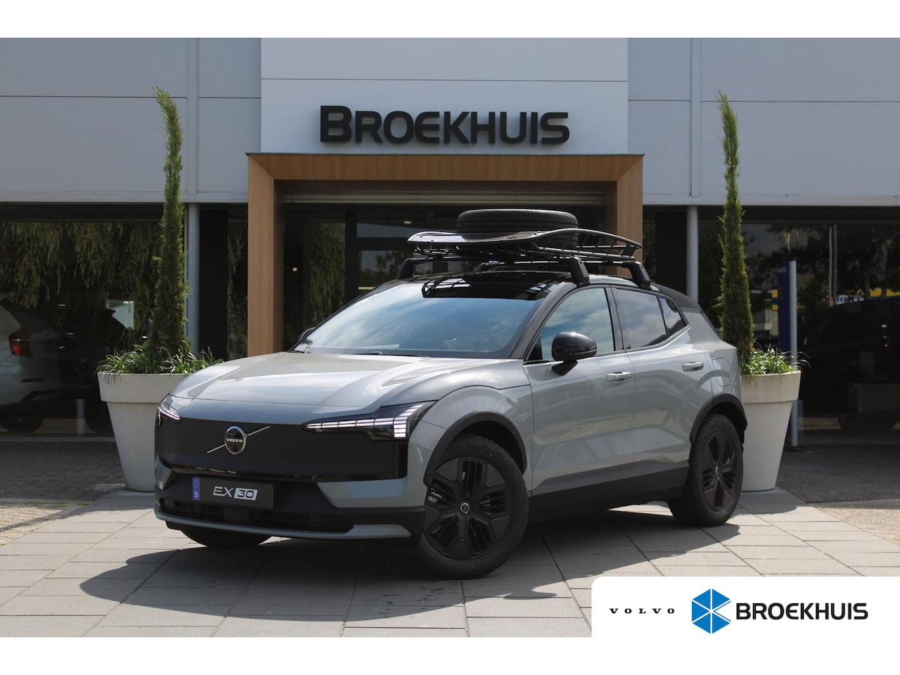 Volvo EX30 Cross Country - 315 kW Twin Motor Performance AWD Ultra - AutoWereld.nl