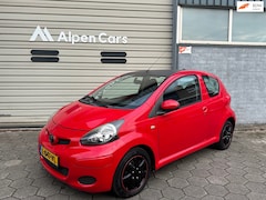 Toyota Aygo - 1.0-12V Dynamic Blue Airco / Elk.ramen / APK 08-2026