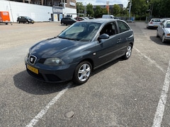 SEAT Ibiza - 1.4-16V Trendstyle