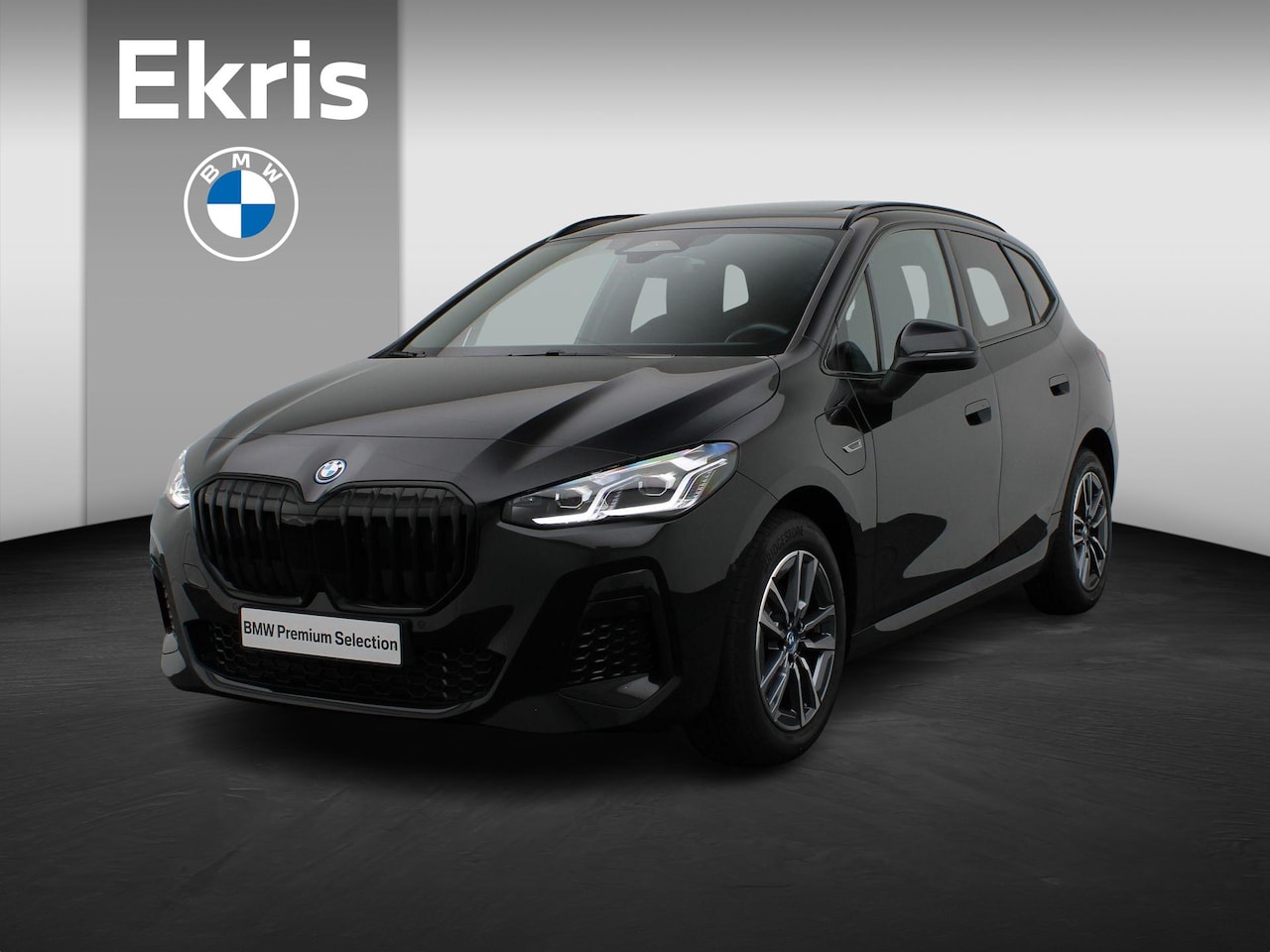 BMW 2-serie Active Tourer - 225e xDrive M Sportpakket | Premium Pack | Travel Pack | Achteruitrijcamera | Panoramadak - AutoWereld.nl