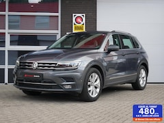 Volkswagen Tiguan - 1.5 TSI ACT Highline Trekhaak| Camera| Navi+BT