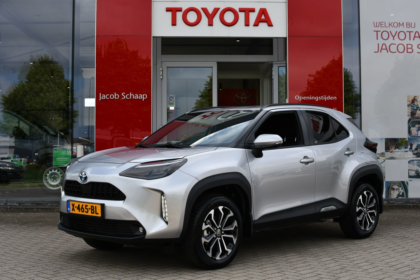 Toyota Yaris Cross - 1.5 Hybrid Dynamic Automaat 116pk | All-seasons | 1e Eigenaar | NL-Auto | Navigatie | - AutoWereld.nl
