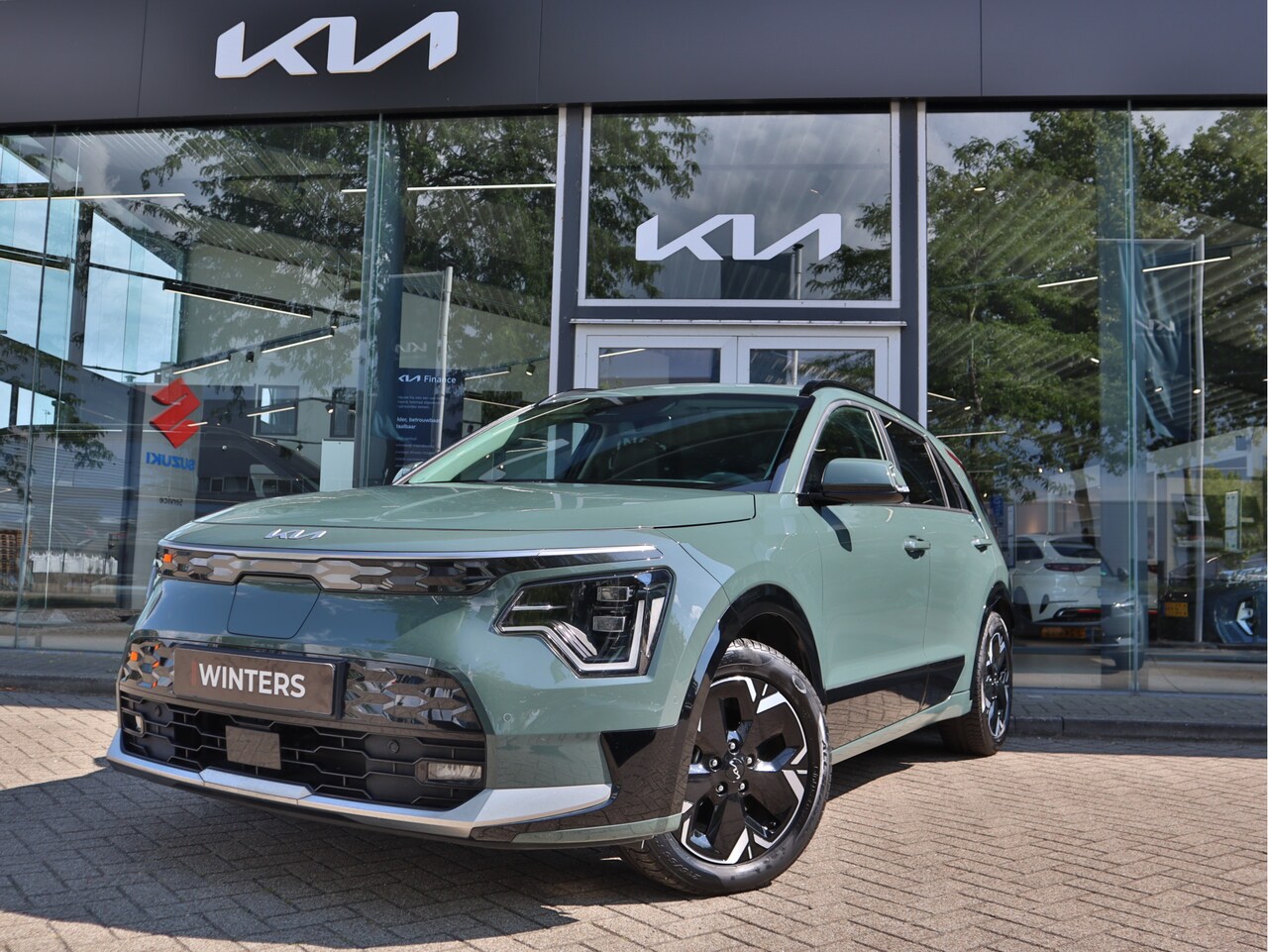 Kia Niro EV - ExecutiveLine 64.8 kWh | Stoelventilatie/Verwarming | Adaptive Cruise | Schuif-Kanteldak | - AutoWereld.nl