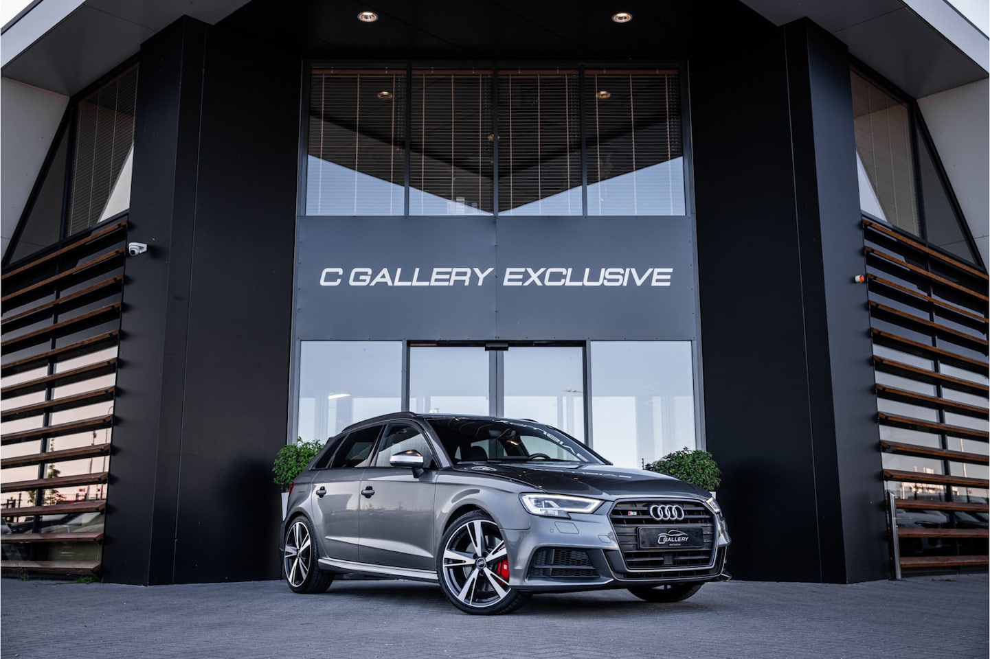 Audi S3 - Limousine 2.0 TFSI quattro Pro Line Plus - Panorama | RS Seats | B&O | ACC | Keyless - AutoWereld.nl