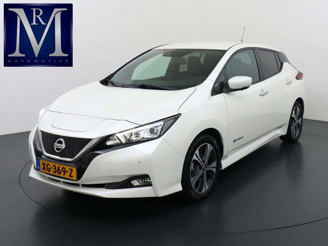 Nissan LEAF - Tekna 40 kWh RIJKLAARPRIJS INCL. 12MND BOVAG GARANTIE | GOED ONDERHOUDEN - AutoWereld.nl