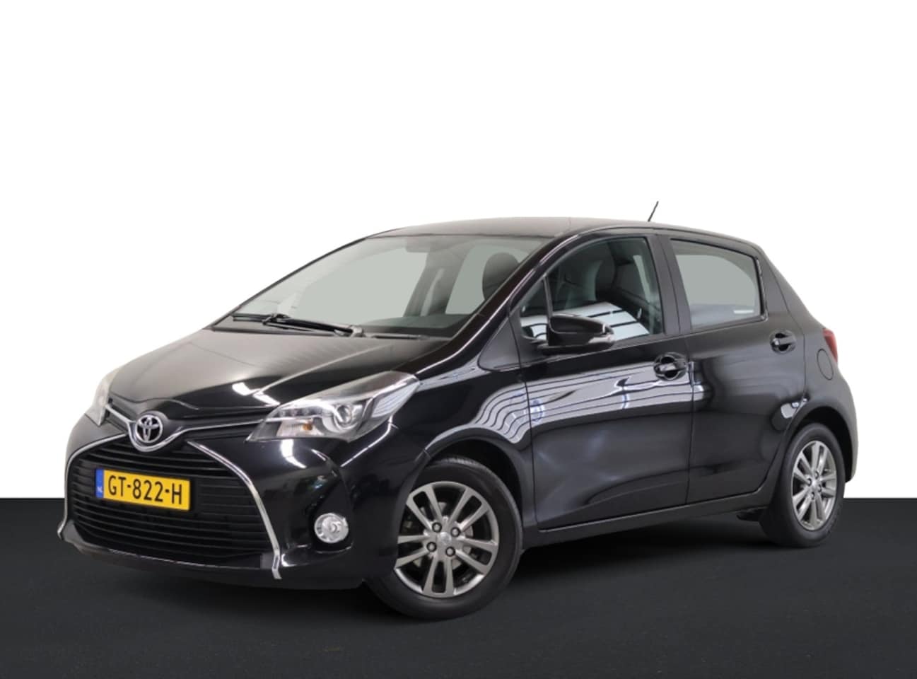 Toyota Yaris - 1.3 VVT-i Aspiration 1.3 VVT-i Aspiration - AutoWereld.nl