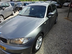 BMW 1-serie - 116i Business Line airco 16 inch sport velgen