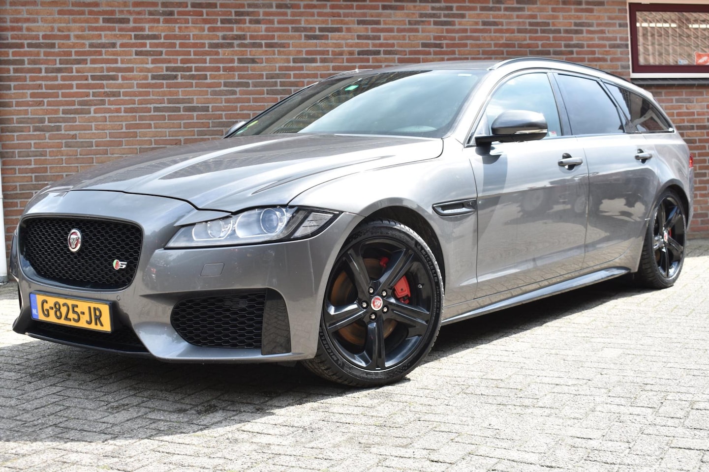 Jaguar XF Sportbrake - 3.0d S MOTOR DEFECT - AutoWereld.nl