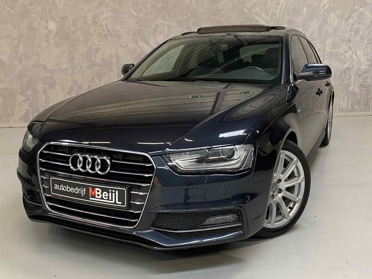Audi A4 Avant - 1.8 TFSI S Edition /Pano /Lane /Elec klep / - AutoWereld.nl