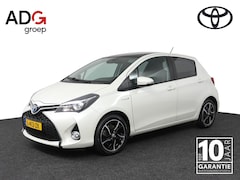 Toyota Yaris - 1.5 Hybrid Volcano Edition | Trekhaak | Panoramadak | Parkeersensoren