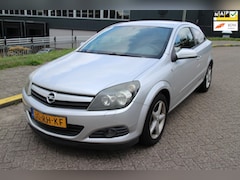 Opel Astra GTC - 1.6 Enjoy