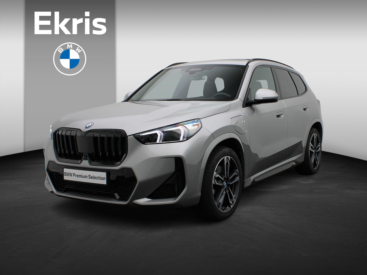 BMW X1 - xDrive30e | M Sportpakket | Panodak | Trekhaak | Harman Kardon | Driving Assistant Prof. | - AutoWereld.nl