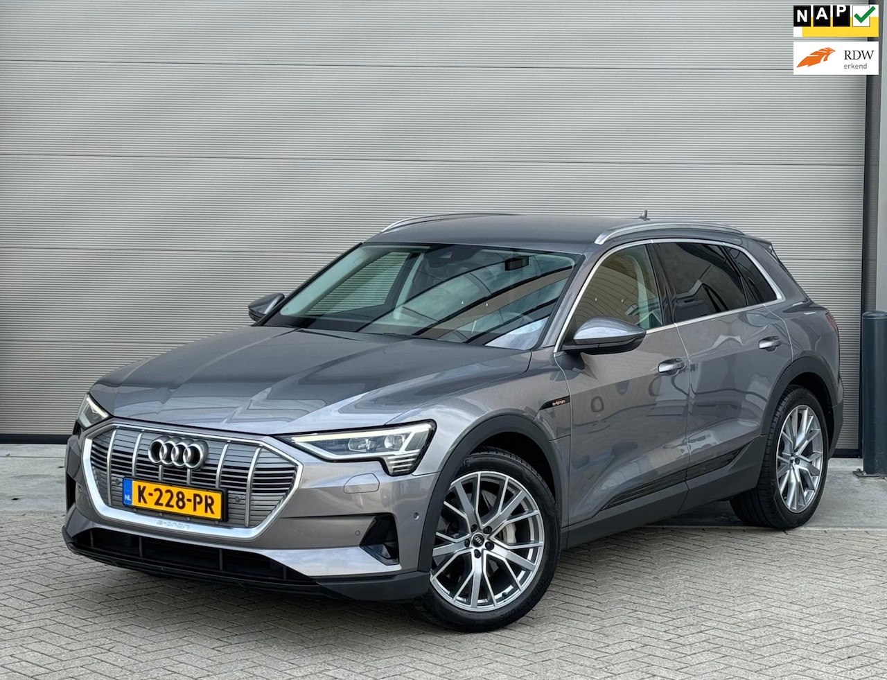 Audi e-tron - 50 Quattro 313pk 71kWh 2020 Grijs CAMERA|SOH 93% - AutoWereld.nl