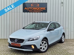 Volvo V40 Cross Country - 1.6 T4 Momentum Automaat