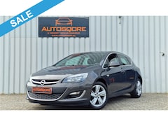 Opel Astra - 1.4 Cosmo
