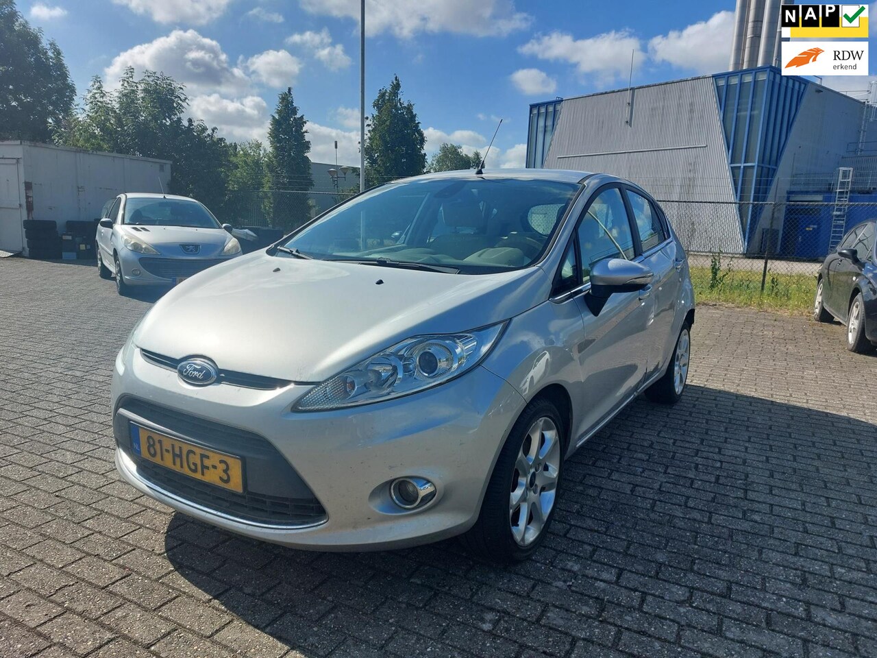 Ford Fiesta - 1.25 Ghia 5 Deurs / Climate / Lm Velgen. - AutoWereld.nl