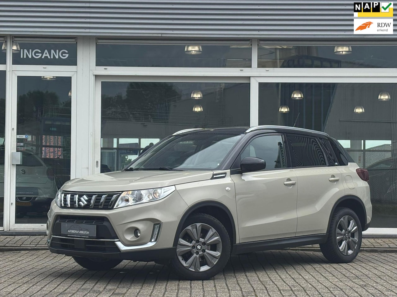 Suzuki Vitara - 1.0 Boosterjet / Airco / Navi / Camera / Cruise Control . - AutoWereld.nl