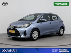 Toyota Yaris - 1.0 VVT-i Aspiration | Trekhaak | Parkeercamera | Bluetooth | Airco |