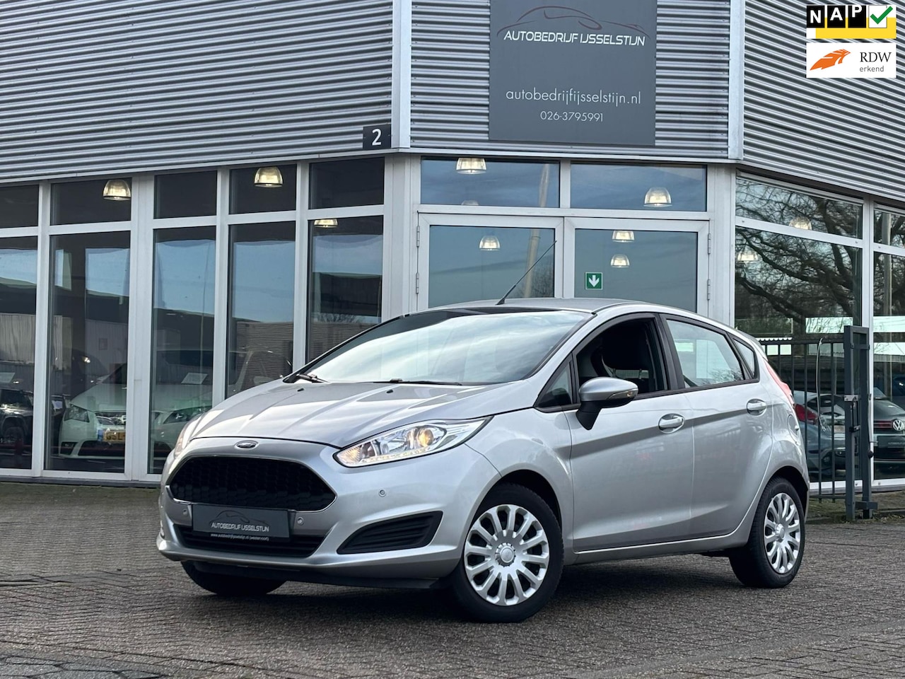 Ford Fiesta - 1.0 5 Deurs / Airco / Pdc Voor en Achter . - AutoWereld.nl