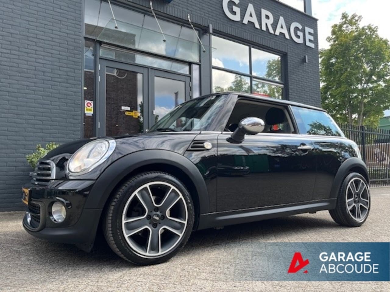 MINI One - Mini 1.6 75pk MINIMALIST Business Line - AutoWereld.nl