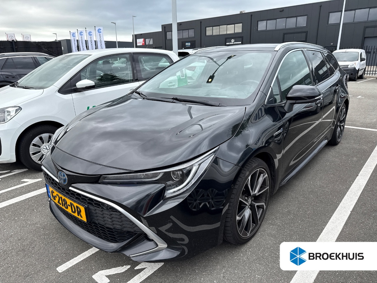 Toyota Corolla Touring Sports - 2.0 Hybrid Executive JBL | Navi | Cruise Adaptive | Clima | Stoelverwarming | Camera | BLI - AutoWereld.nl
