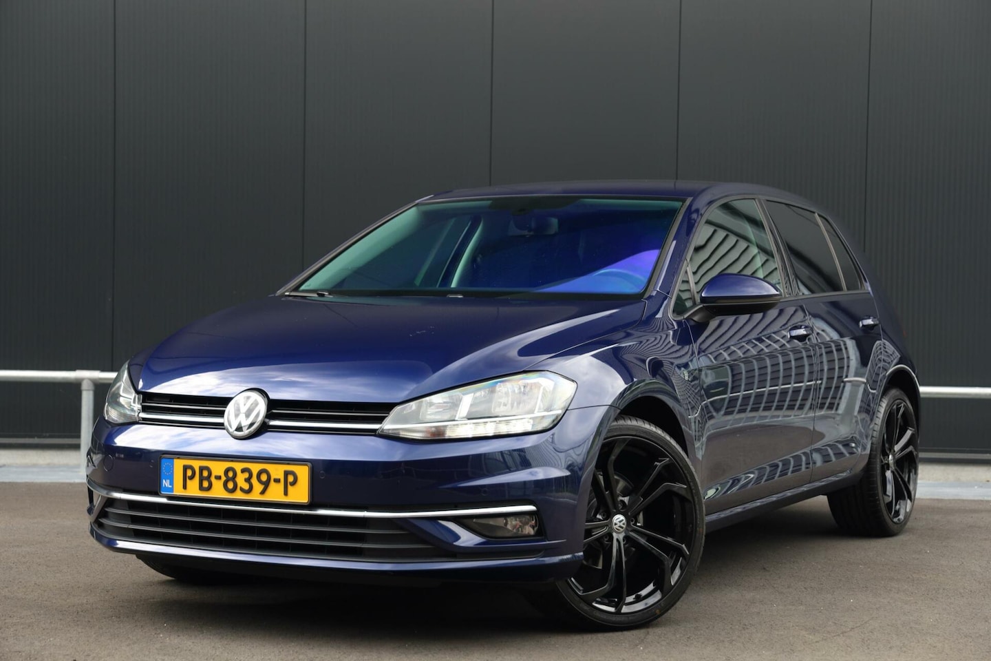 Volkswagen Golf - 1.0 TSI 110pk DSG Automaat Comfortline Sportstoelen Clima Stoelverwarming ACC - AutoWereld.nl