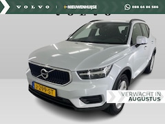 Volvo XC40 - T2 Momentum Core Aut. | Trekhaak 1600 kg | Navigatie | Parkeercamera | Park assist V+A | A