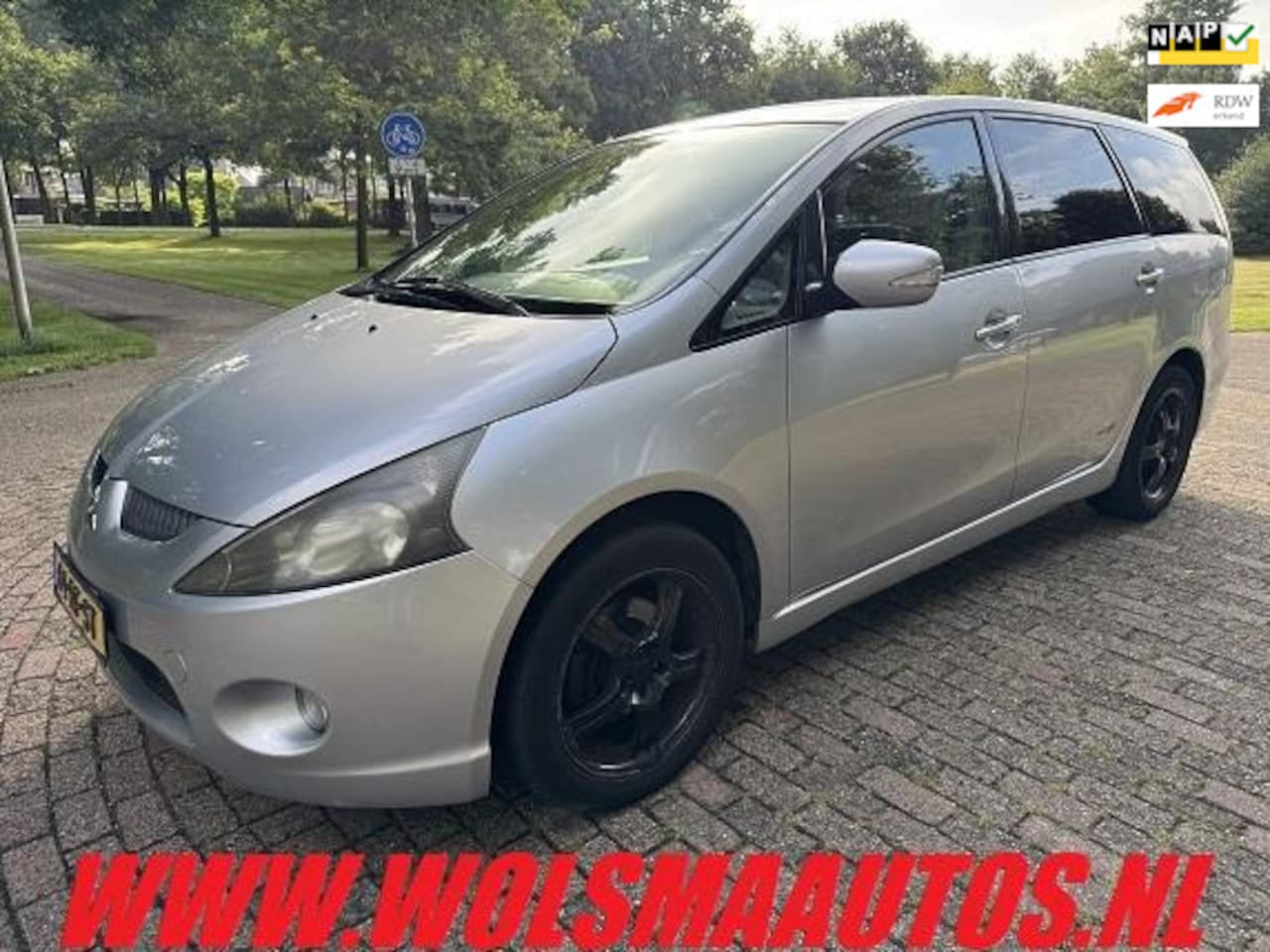 Mitsubishi Grandis - 2.4-16V Intense 6p. 2.4-16V Intense 6p. - AutoWereld.nl